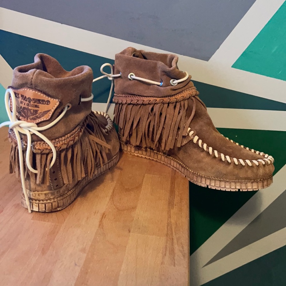 Ankle boots